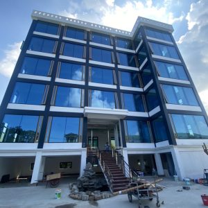 vách kính văn phòng