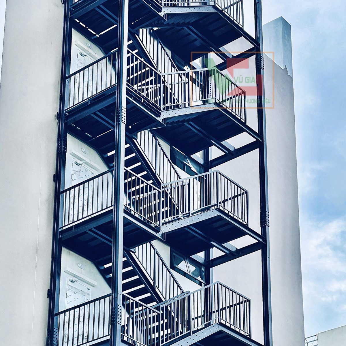 cầu thang thoát hiểm